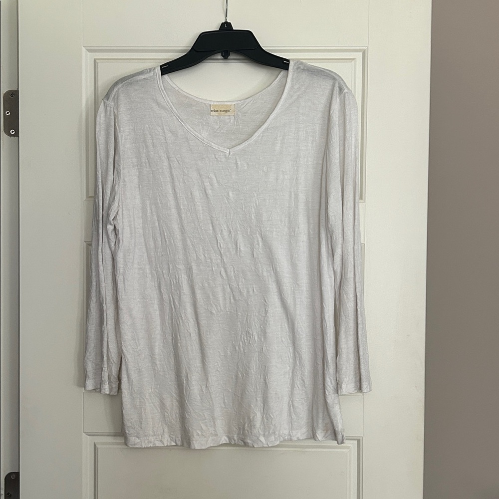 White V-Neck Long Sleeve Top